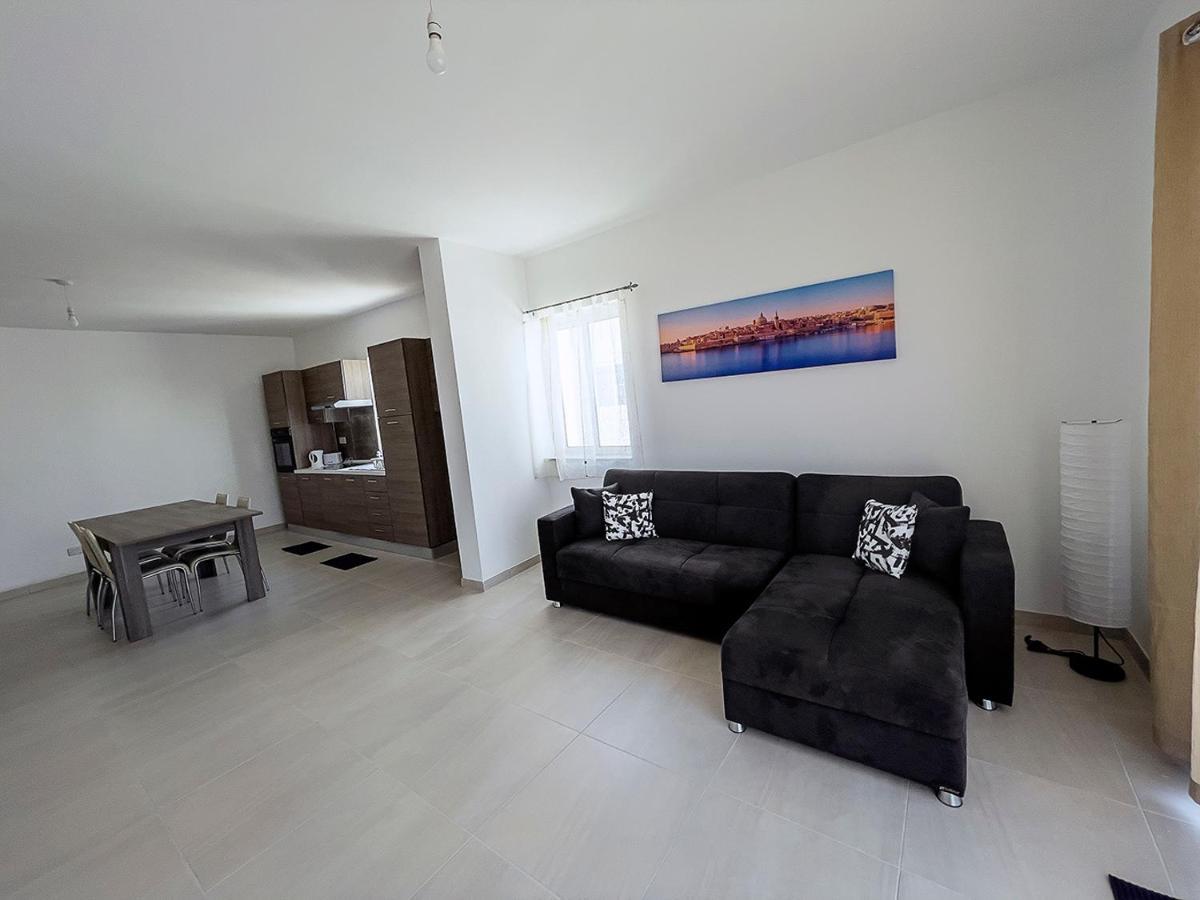Close To Airport Apartment Żejtun المظهر الخارجي الصورة