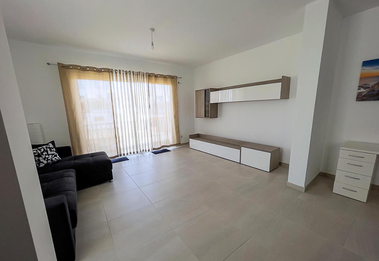 Close To Airport Apartment Żejtun المظهر الخارجي الصورة