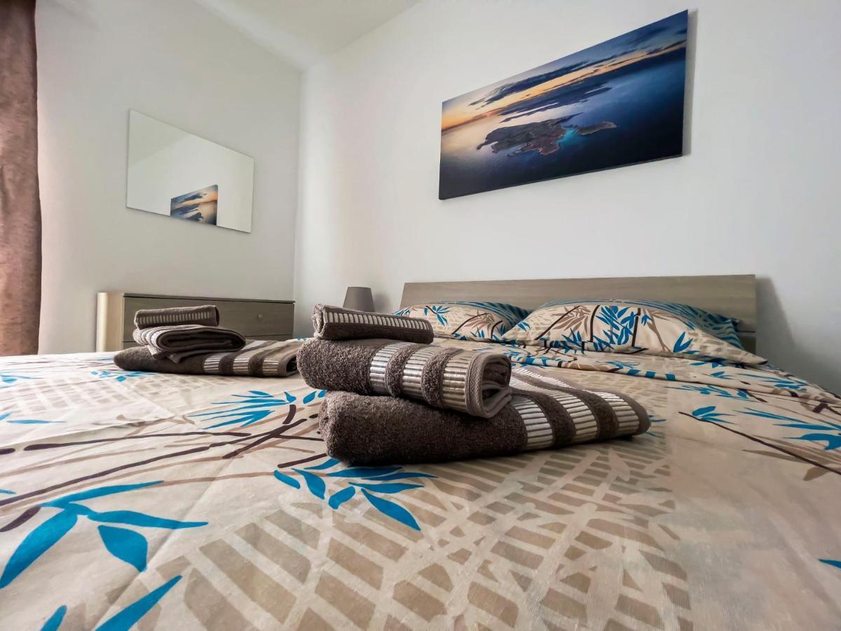 Close To Airport Apartment Żejtun المظهر الخارجي الصورة