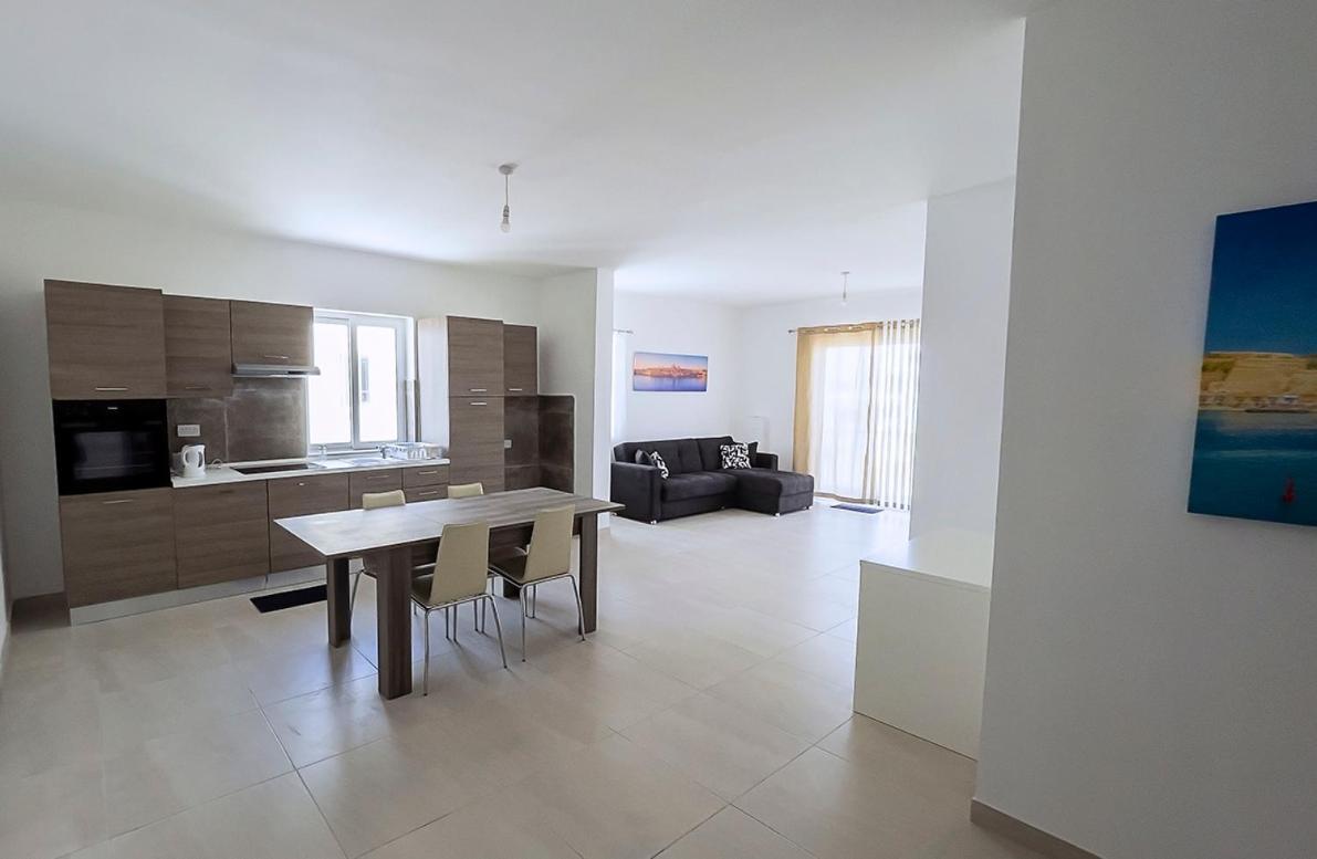 Close To Airport Apartment Żejtun المظهر الخارجي الصورة